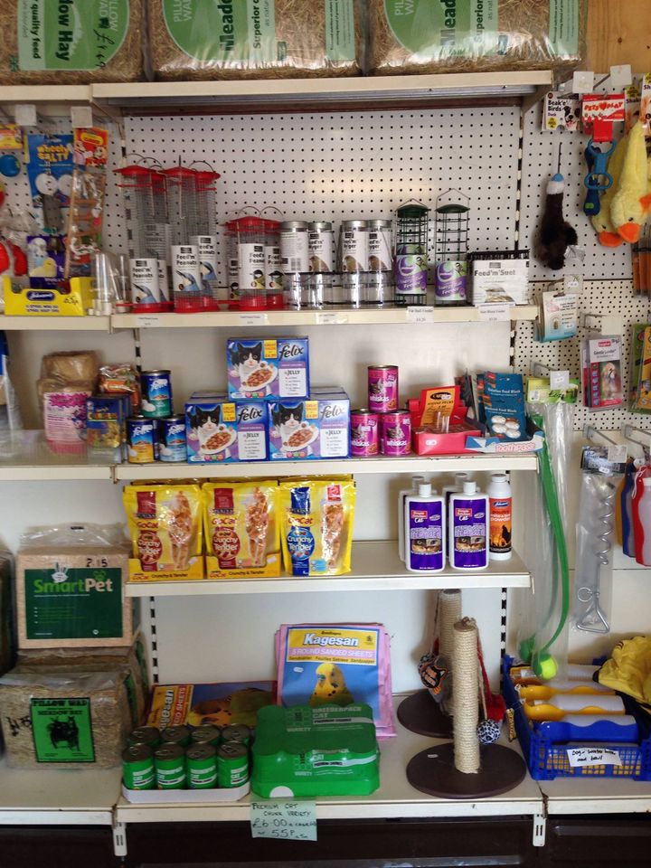 farm shop swanage dorset animal and pet supplies 04